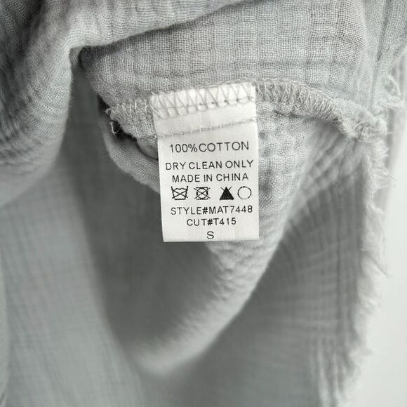 LA MIEL Women's Blue Gray Gauzy Oversized Button Up Long Sleeve Shirt Size Small - Picture 6 of 6